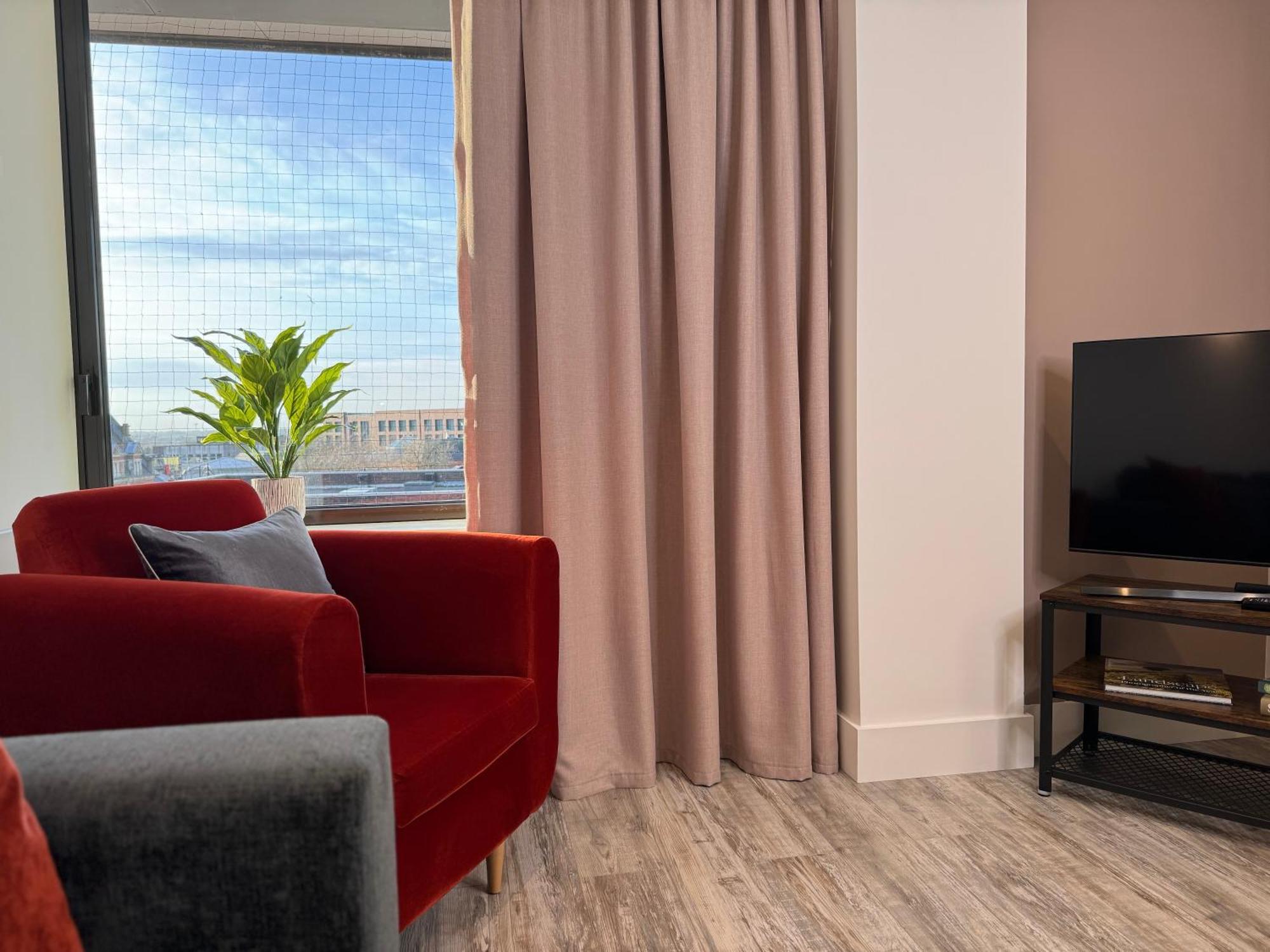 Elegant One Bedroom Apartment Swindon Luaran gambar