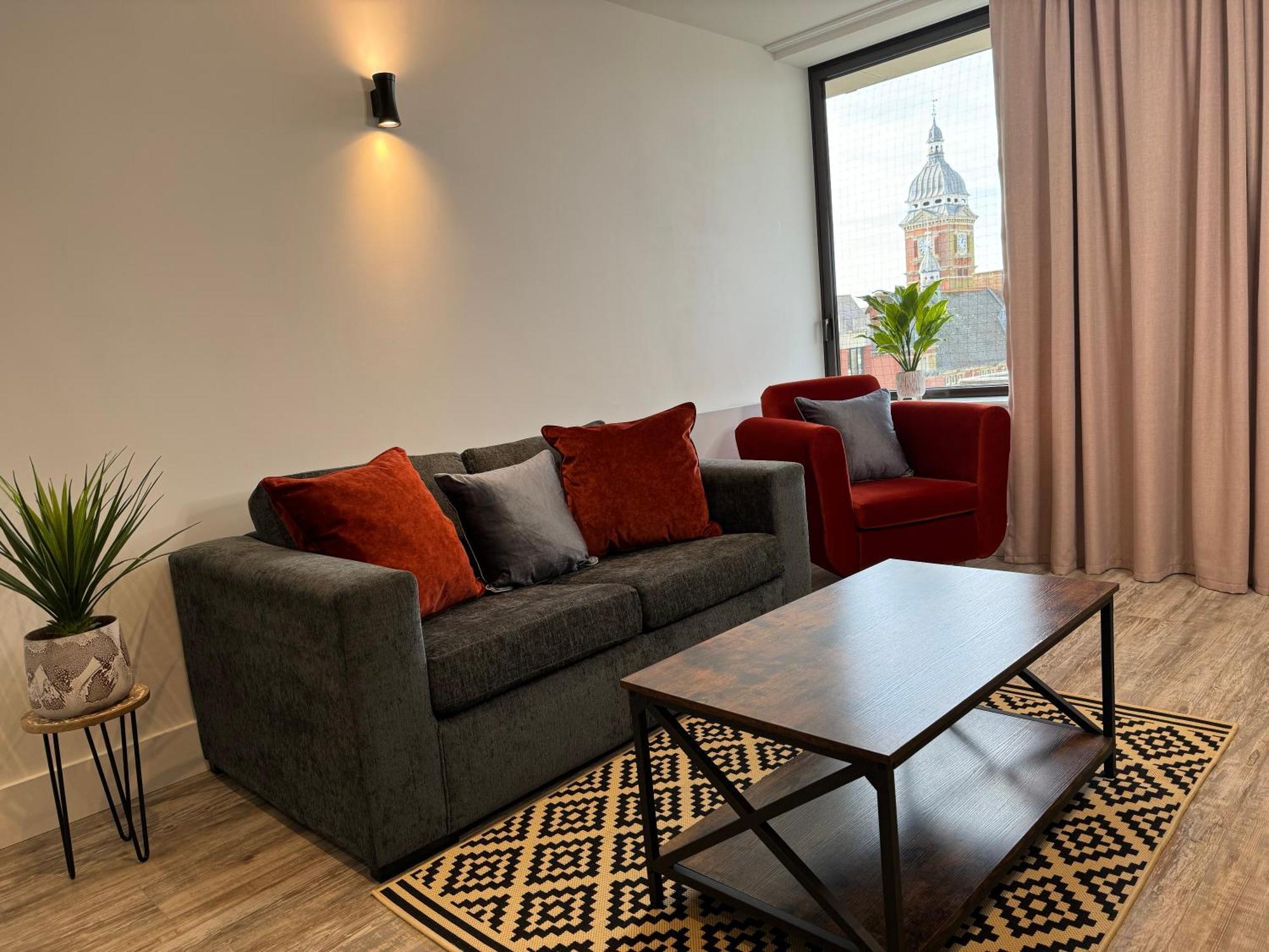 Elegant One Bedroom Apartment Swindon Luaran gambar