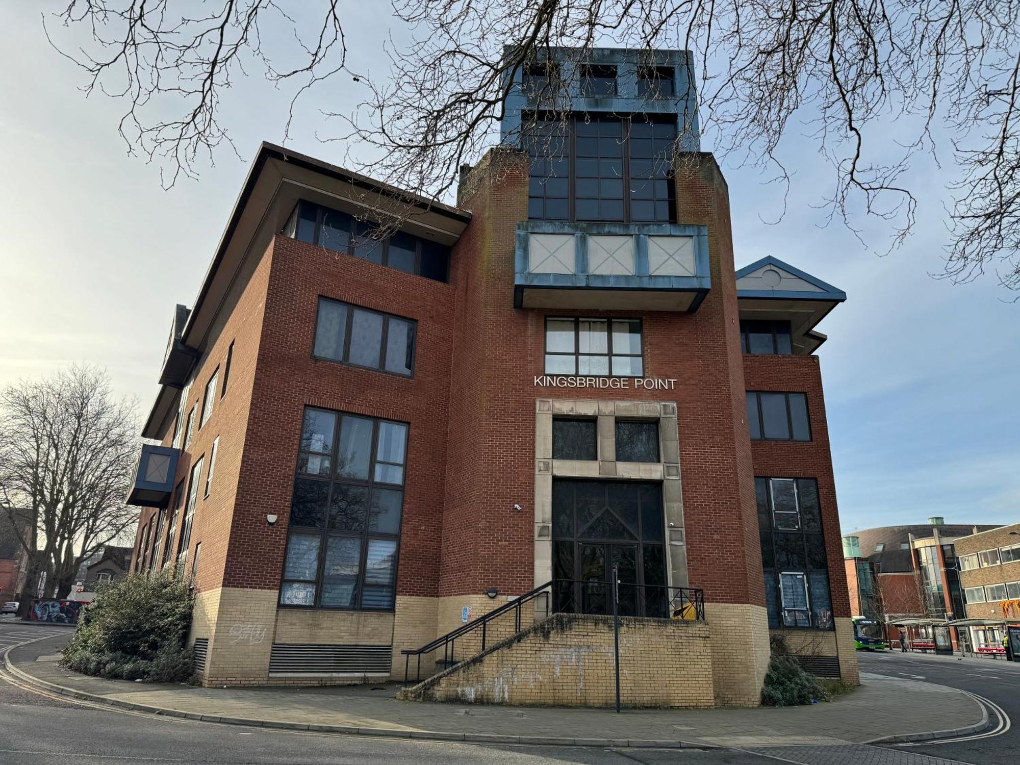 Elegant One Bedroom Apartment Swindon Luaran gambar